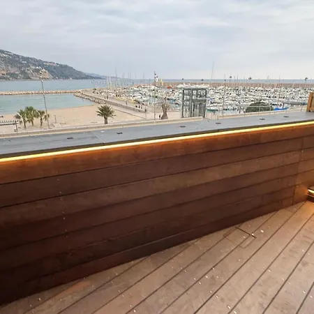 Le Loft Mentonnais Appartement *