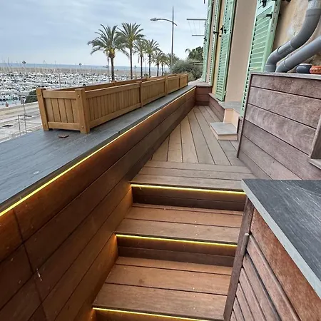 Apartament Le Loft Mentonnais