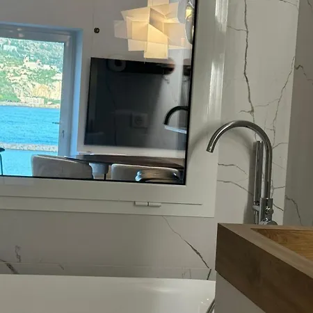 아파트 Le Loft Mentonnais *