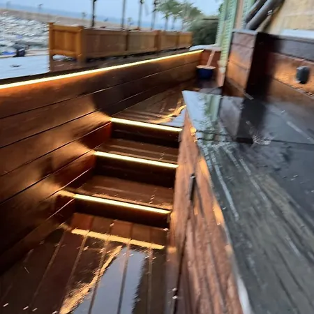 Le Loft Mentonnais Apartament