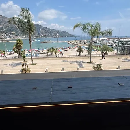 شقة Le Loft Mentonnais