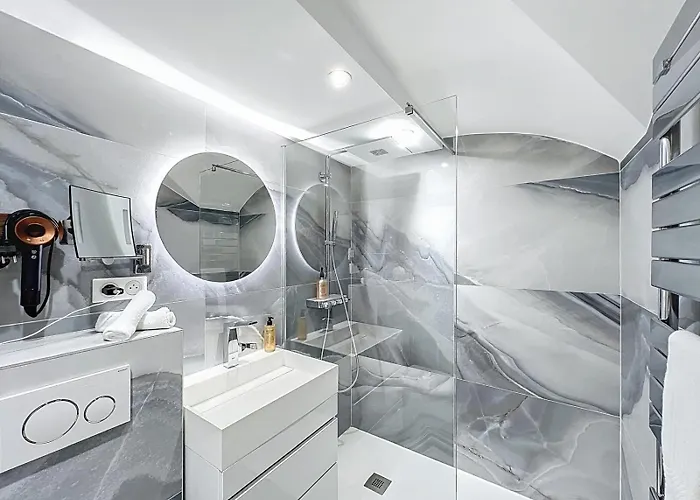 Le Loft Mentonnais アパート